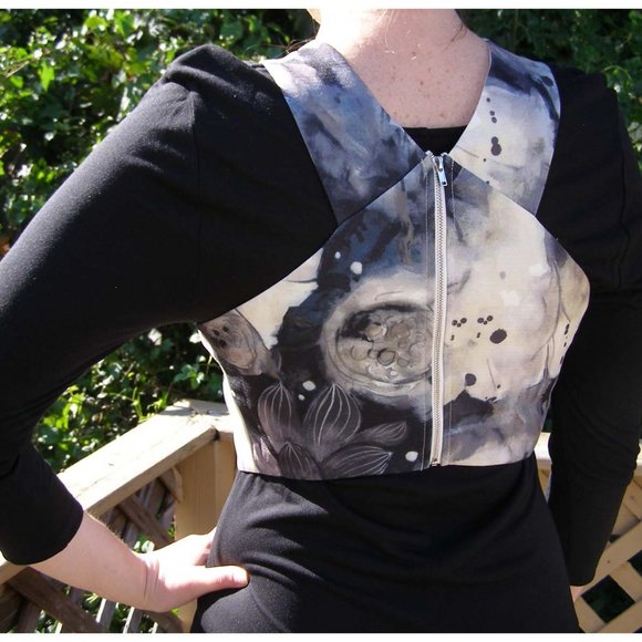 NWT L'Atiste by Amy Criss Cross Crop top M 6-8 - Picture 5 of 16